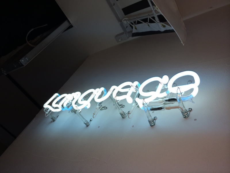 ネオンサイン　neon sign